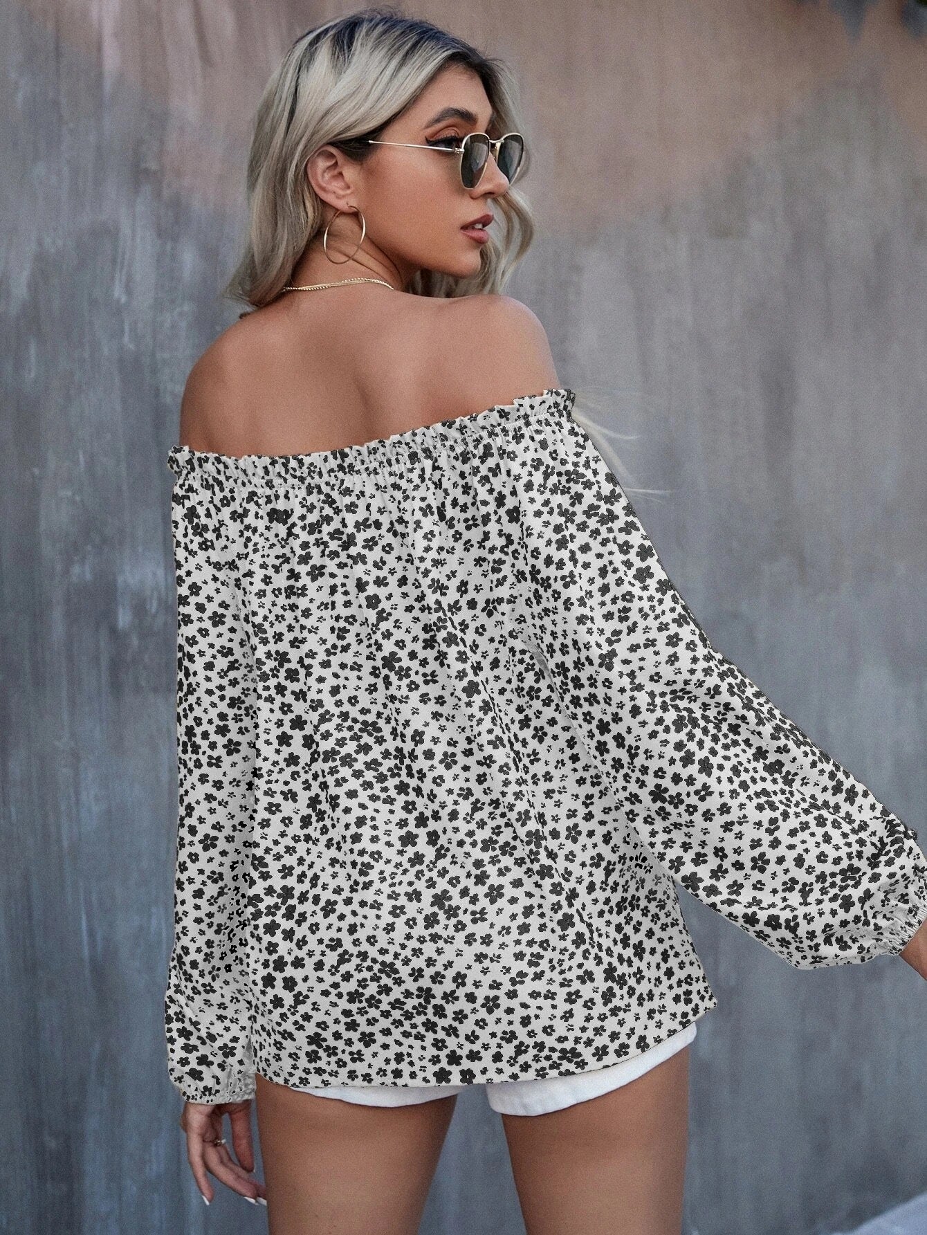 Off-Shoulder Printed Long Sleeve Loose Shirt