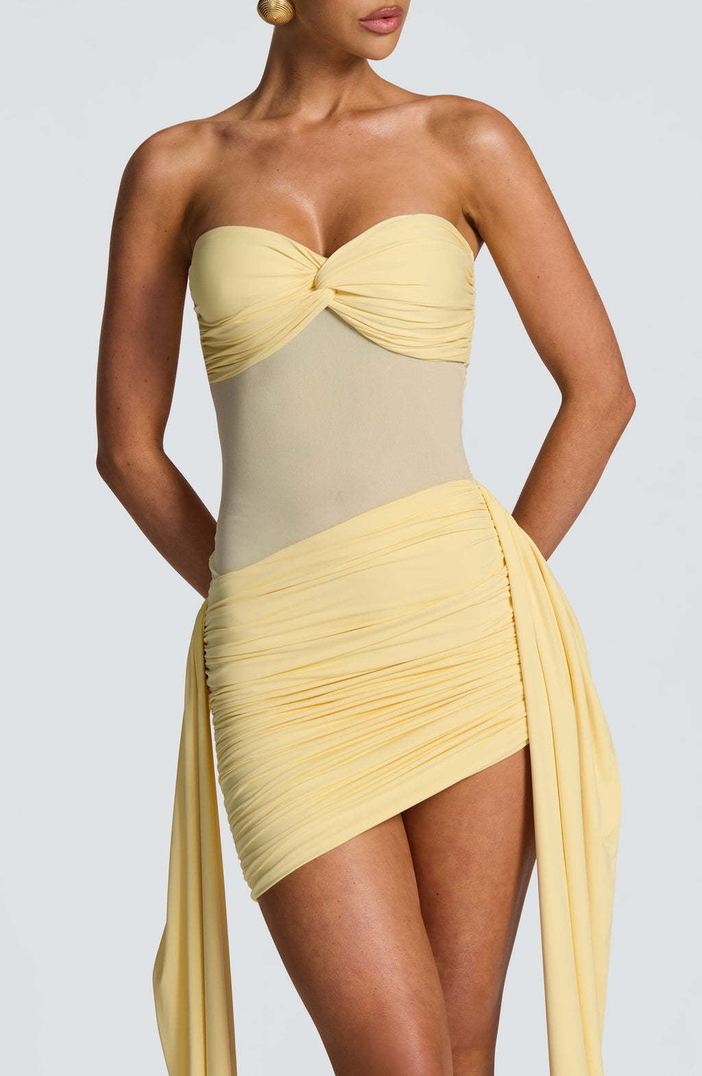 Elegant Mesh Dress Pleated Slit Hemline Evening Gown
