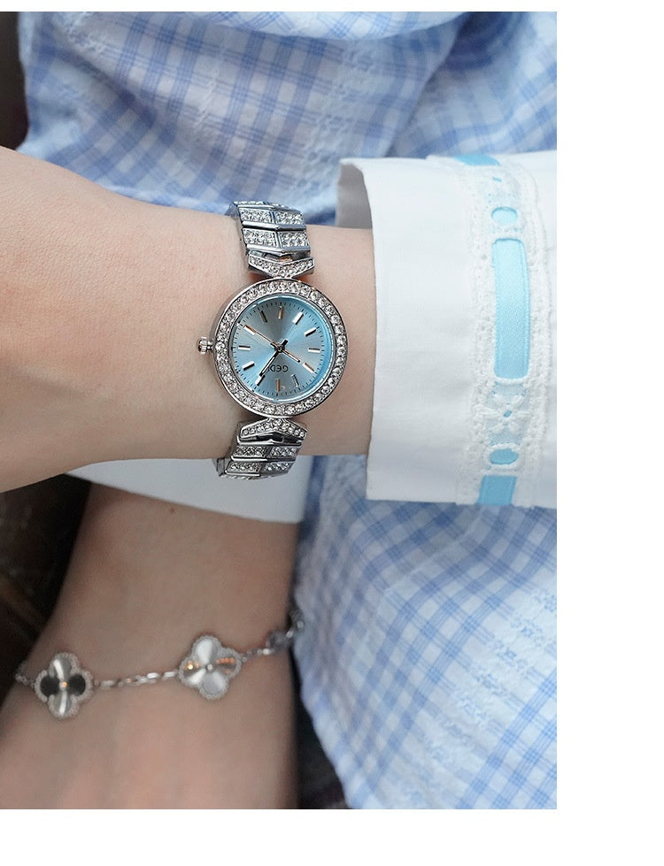 "Luxury Gold Shell Women’s Watch