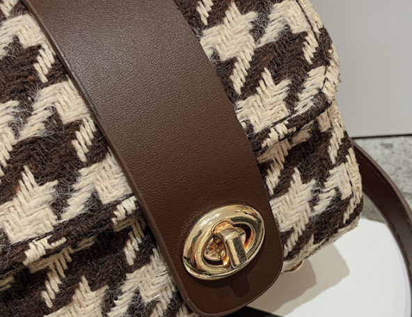 Houndstooth Bag for Daily Use