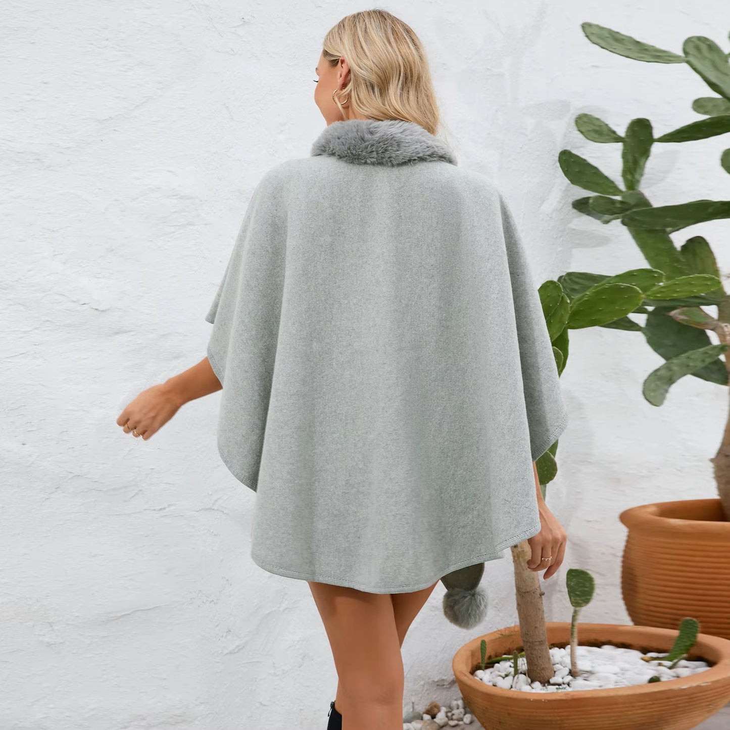 Batwing Sleeve Cloak Loose V-Neck Wool-Like Poncho Knitted Wrap