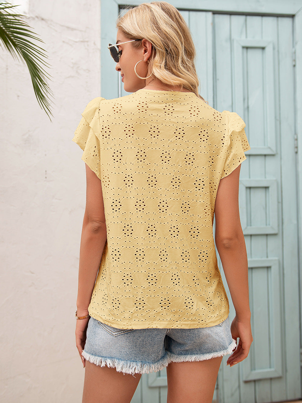Chain Link Cutout Tie Round Neck Top