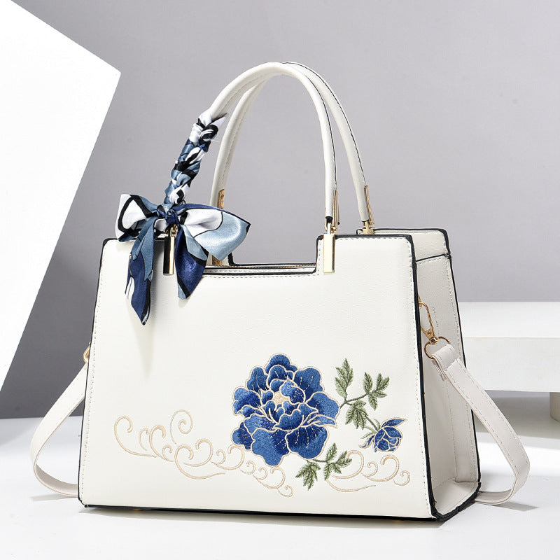 Large Capacity Embroidered Shoulder Bag