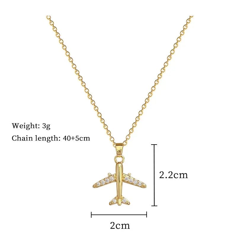 VAYORK Airplane Necklace – Classic Elegance with a Modern Twist