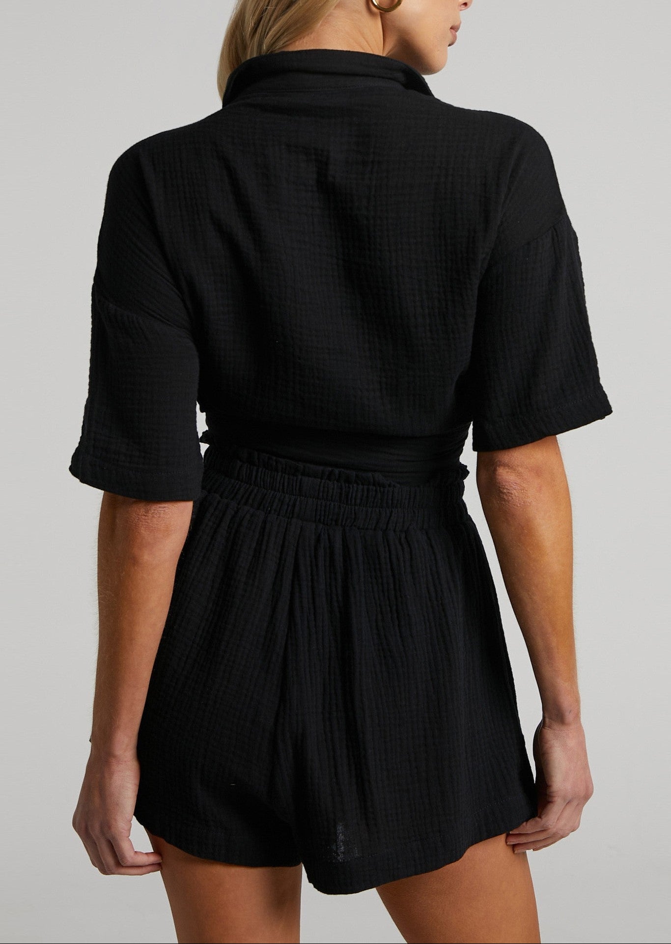 Casual Two-Piece Set – Loose Solid Color Shorts & Shirt Outfit