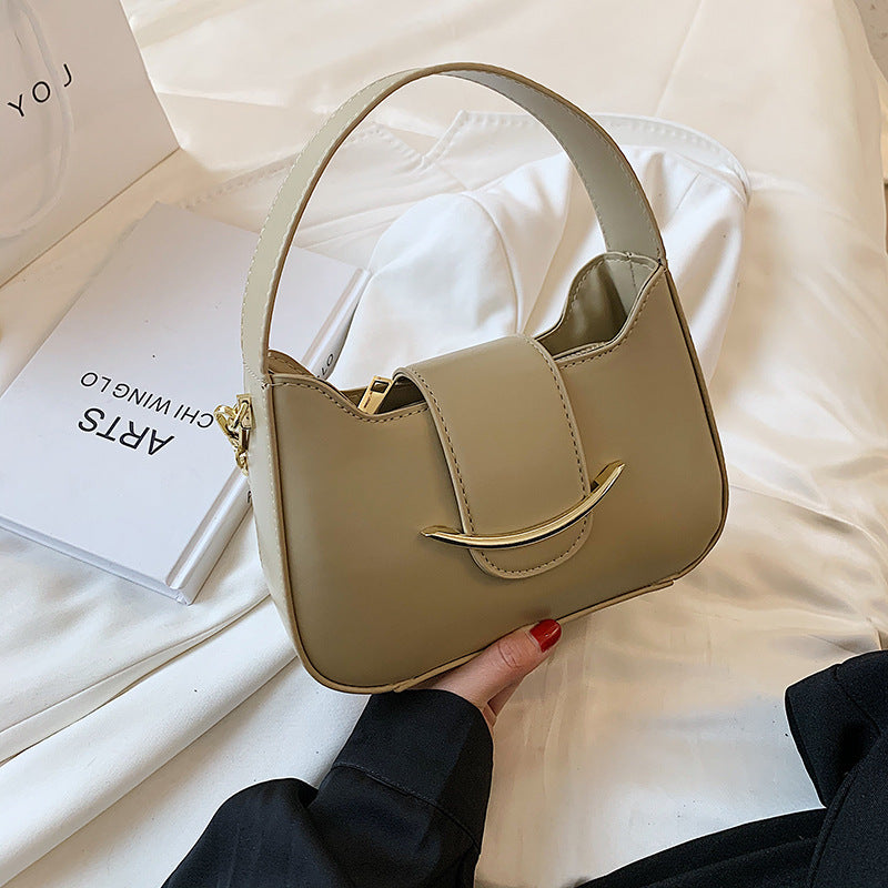 Smiley Western Style One-shoulder Armpit Handbag