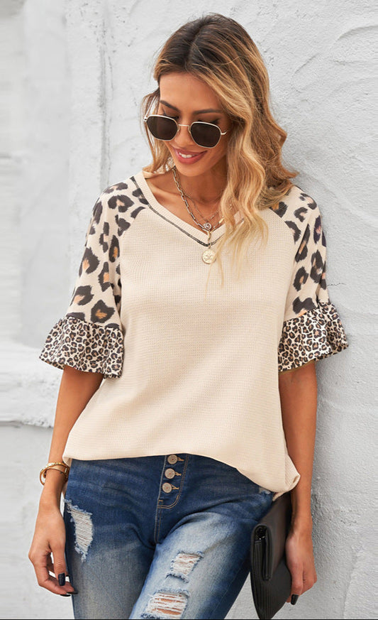 Leopard Print V-Neck Pullover – Five-Point Sleeve Stitching Top