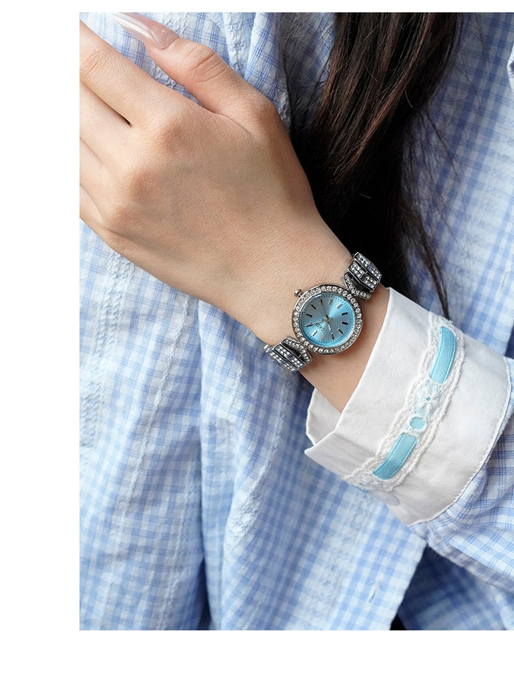 "Luxury Gold Shell Women’s Watch