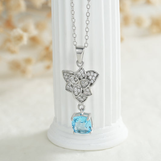 Elegant 925 Silver Flower Pendant with Swiss Blue Topaz