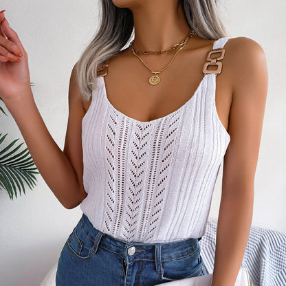 Sleeveless Knitted Camisole – Crew Neck Tank Top with Metal Buckle Straps