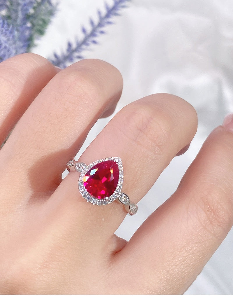 925 Silver Teardrop Ring – Elegant Waterdrop Design