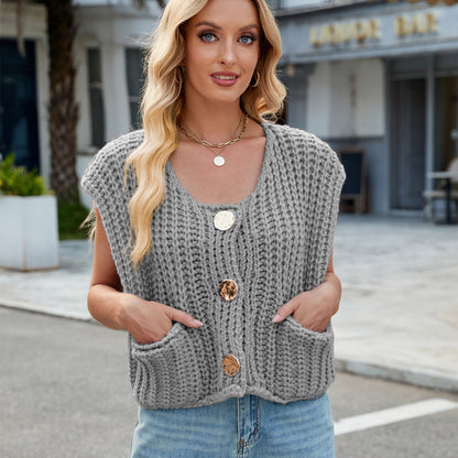 V-neck Three-button Sleeveless Cardigan
