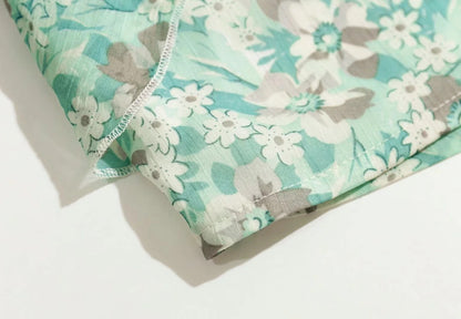 Floral Print Top with Long Sleeves and Deep V-neck Tie