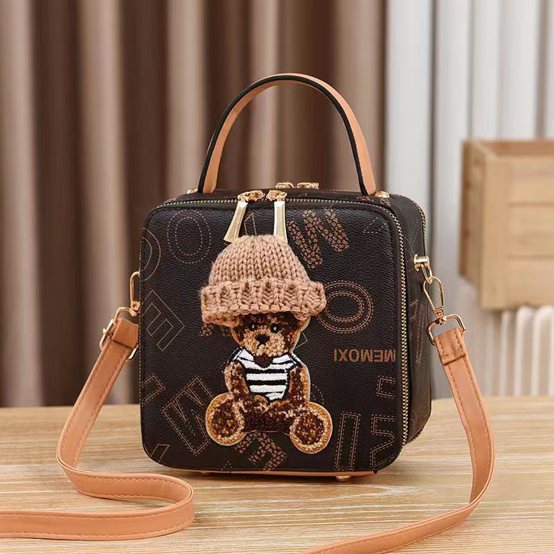 Fashion Bear Box Bag Portable Shoulder