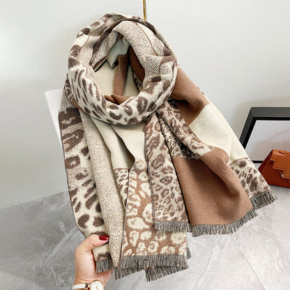 Chunky Knit Leopard Scarf with Color