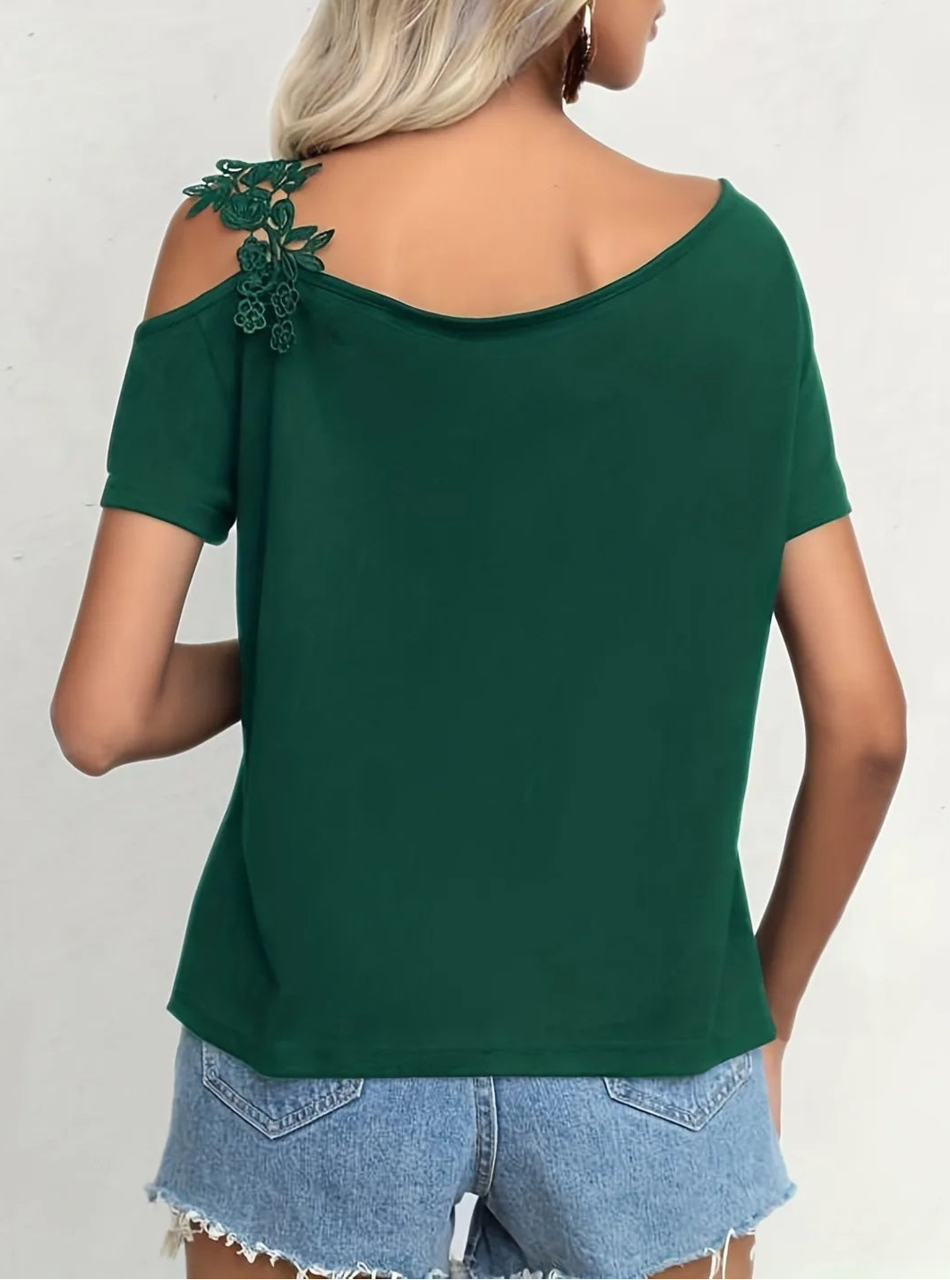 Off-Shoulder Lace Stitching Top