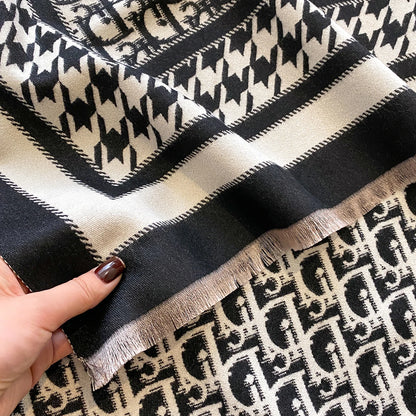 Elegance Houndstooth Two-Sided Print Scarf