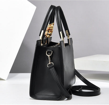Large Capacity Embroidered Shoulder Bag