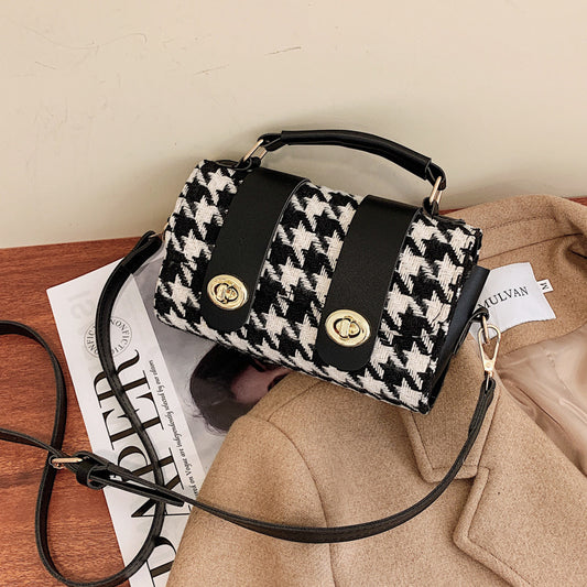 Houndstooth Bag for Daily Use