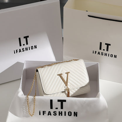 Fashion Chain One-Shoulder Messenger Bag