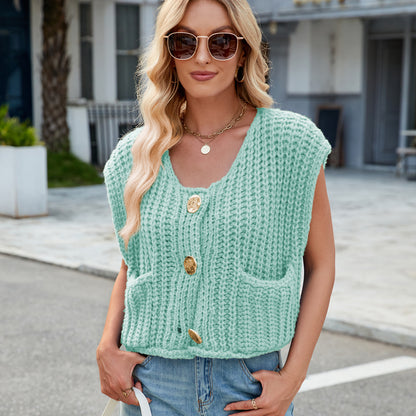 V-neck Three-button Sleeveless Cardigan